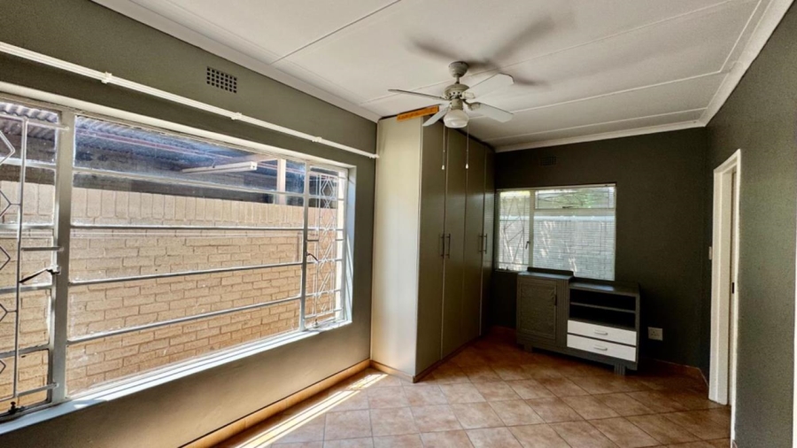 4 Bedroom Property for Sale in Memorial Road Area Northern Cape